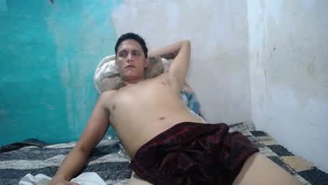 carlos_steven online show from May 22, 2:55 pm