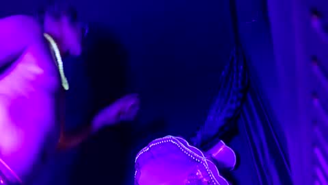 carloslove1972 online show from June 27, 8:08 am