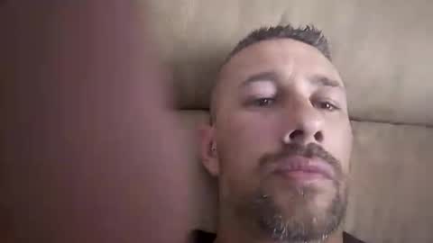 carlosrm440882 online show from April 11, 2:43 pm