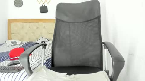 carlossmi01 online show from September 26, 11:14 am