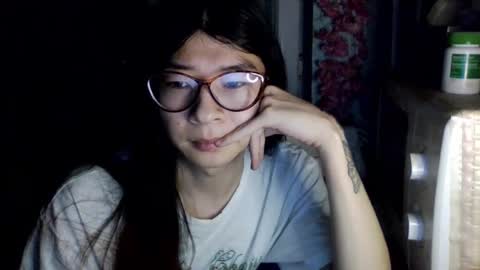 CarlyJoy online show from March 18, 4:21 pm