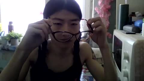 CarlyJoy online show from March 27, 8:37 am