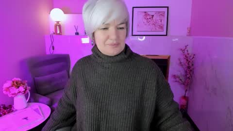 Carmen online show from February 3, 8:58 pm