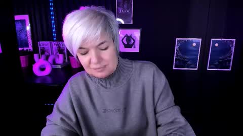Snapshot of carmensoft chatting on March 18, 8:34 pm Carmen online show from March 18, 8:34 pm