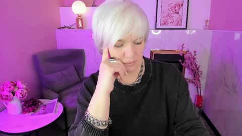 Snapshot of carmensoft chatting on April 3, 8:51 pm Carmen online show from April 3, 8:51 pm