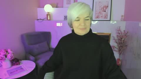 Snapshot of carmensoft chatting on April 6, 4:46 am Carmen online show from April 6, 4:46 am