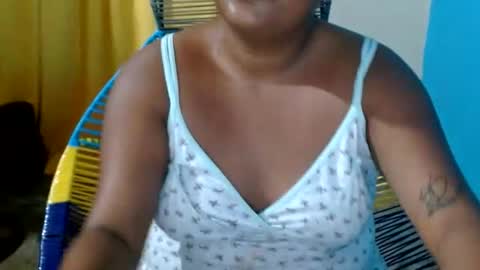 carol_lil1 online show from July 12, 4:36 am
