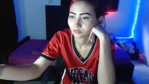 caroli11 online show from November 12, 6:30 pm