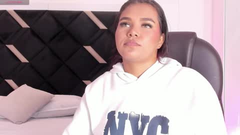 carolina_evannss online show from April 2, 3:59 am