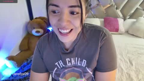 Snapshot of carolinafox_ chatting on July 7, 6:05 am caroline online show from July 7, 6:05 am