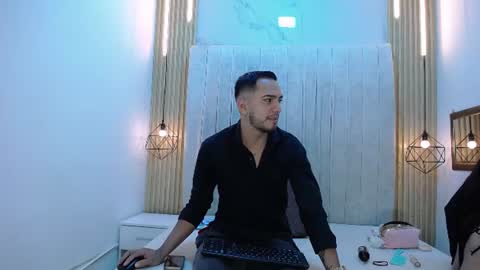 Snapshot of carolinaysebas chatting on July 4, 1:06 pm carolinaysebas online show from July 4, 1:06 pm