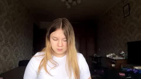 Snapshot of carolindueno chatting on February 20, 11:32 am carolindueno online show from February 20, 11:32 am