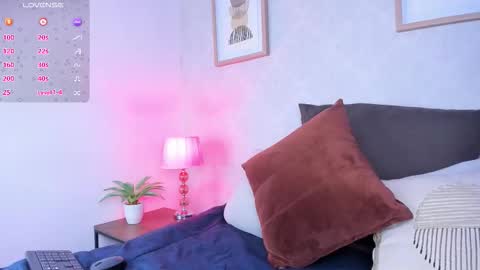  Caroline  online show from September 16, 11:44 am