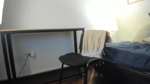  Caroline  online show from February 9, 10:41 am