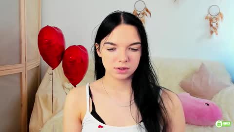 Mary and Carol online show from February 18, 8:21 am