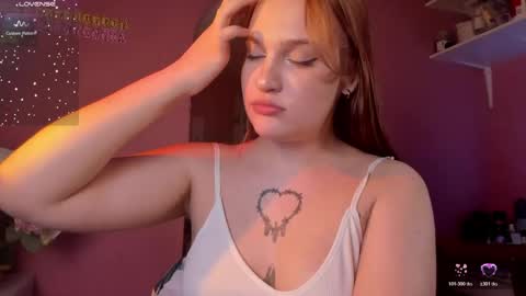 Caro online show from April 30, 8:57 pm