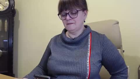 Snapshot of carolinedream_ chatting on January 27, 6:19 am CarolineDream online show from January 27, 6:19 am