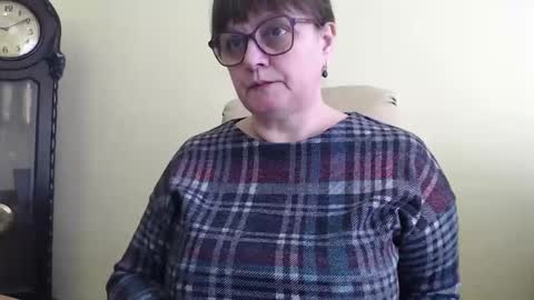 Snapshot of carolinedream_ chatting on February 18, 7:10 am CarolineDream online show from February 18, 7:10 am