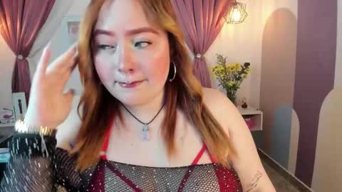 Snapshot of carolineevanss1 chatting on September 27, 3:00 am Carolinee online show from September 27, 3:00 am