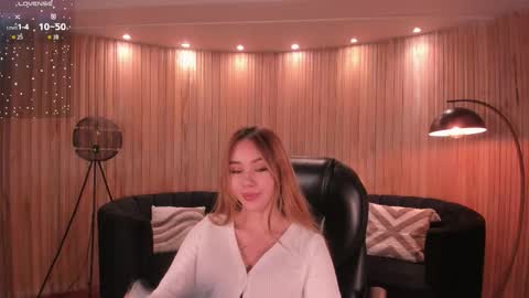 Caro online show from November 30, 11:25 am