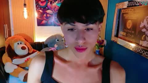 carolinejesh online show from April 14, 12:33 pm