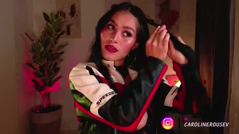 Snapshot of carolinerousev chatting on February 25, 8:07 pm carol online show from February 25, 8:07 pm