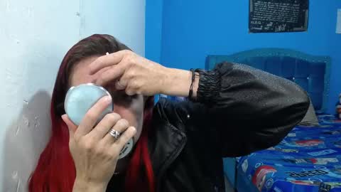 Carolinhe  online show from February 10, 12:09 pm