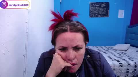 Carolinhe  online show from March 20, 8:25 pm