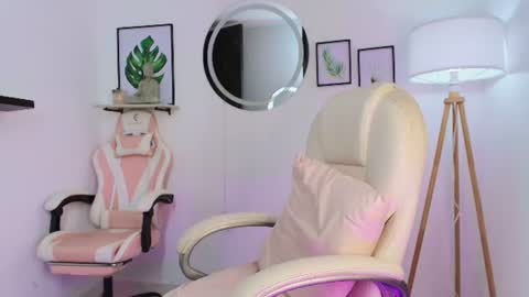 carolyne_sweet online show from July 14, 2:05 am