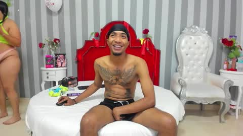 Snapshot of caroyandy chatting on February 20, 12:38 pm caroyandy online show from February 20, 12:38 pm