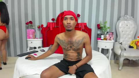 Snapshot of caroyandy chatting on April 23, 12:40 pm caroyandy online show from April 23, 12:40 pm