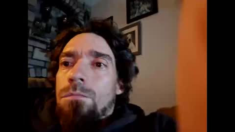 Snapshot of carpenter345111774 chatting on October 9, 1:36 am carpenter345111774 online show from October 9, 1:36 am