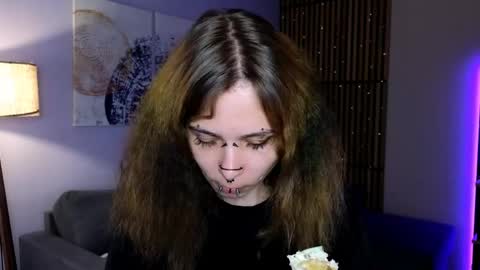 carter_flower online show from May 29, 7:34 pm
