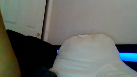 Snapshot of carvelj chatting on December 7, 2:24 pm carvelj online show from December 7, 2:24 pm