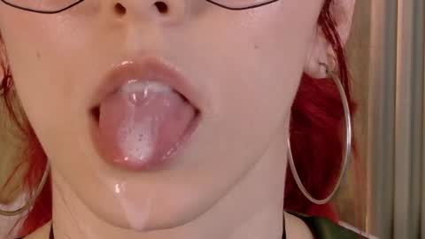 Casandra  online show from May 28, 7:44 pm