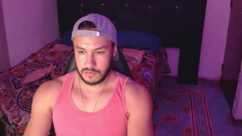 Snapshot of casas_oom chatting on October 10, 4:33 am      online show from October 10, 4:33 am