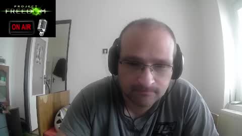 Snapshot of cascadacek chatting on April 20, 12:41 pm CASCADACEK online show from April 20, 12:41 pm