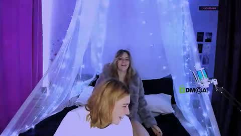 casey_meow_ online show from October 11, 8:35 am