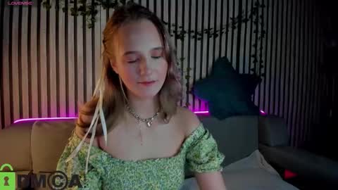 Casey sweeet online show from December 21, 4:03 pm