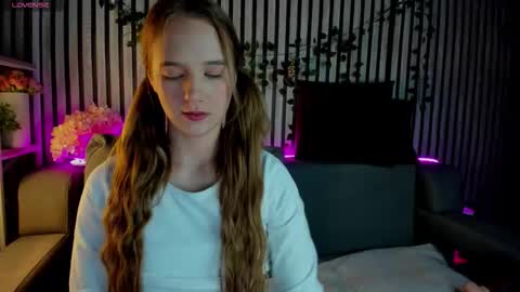 Casey sweeet online show from February 11, 12:15 am