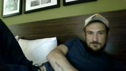 okiedadd online show from November 10, 1:43 pm