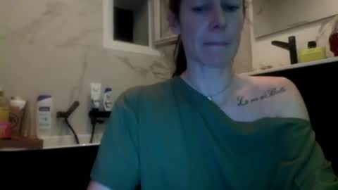 Snapshot of cassandra06400 chatting on October 5, 6:50 pm cassandra06400 online show from October 5, 6:50 pm