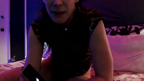 Snapshot of cassandra06400 chatting on March 1, 12:45 am cassandra06400 online show from March 1, 12:45 am