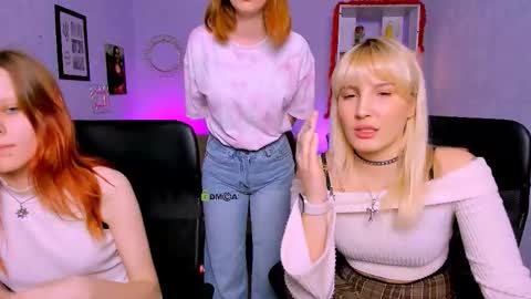 Cassandra online show from March 24, 8:36 pm