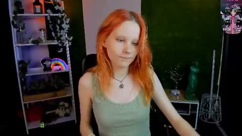 Snapshot of cassandra_nik chatting on June 13, 9:18 am Cassandra online show from June 13, 9:18 am