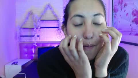 573215024606 online show from November 7, 9:48 pm