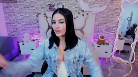 Snapshot of casse_tay chatting on March 29, 3:06 am casse_tay online show from March 29, 3:06 am