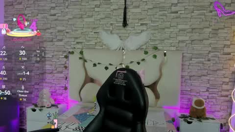 Snapshot of casse_tay chatting on April 8, 3:06 am casse_tay online show from April 8, 3:06 am