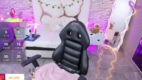 Snapshot of casse_tay chatting on April 12, 3:11 am casse_tay online show from April 12, 3:11 am