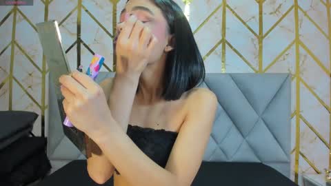 Snapshot of cassidy_14 chatting on October 12, 7:35 pm Cassidy online show from October 12, 7:35 pm